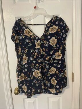 Halogen Navy Floral V-Neck Short Sleeve Blouse